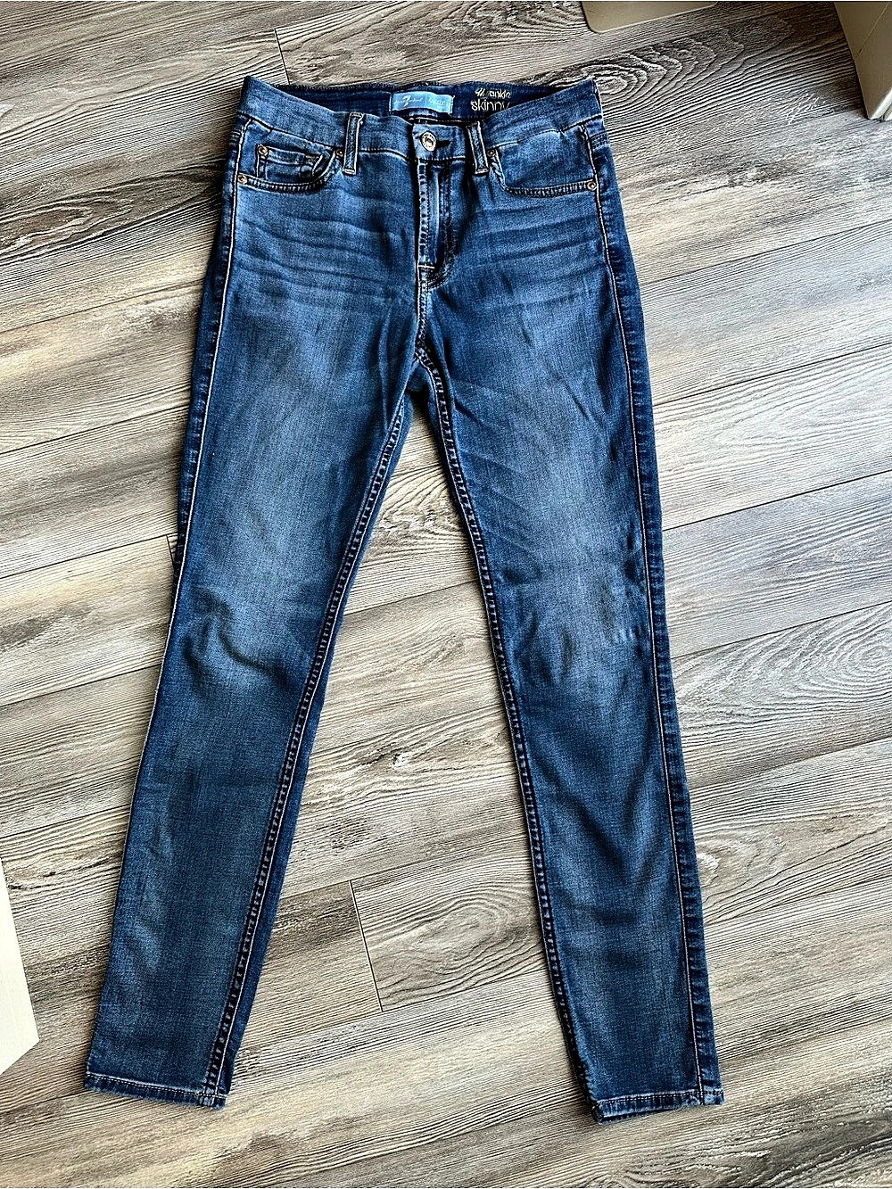 7 For All Mankind The Ankle Skinny Jeans 26
